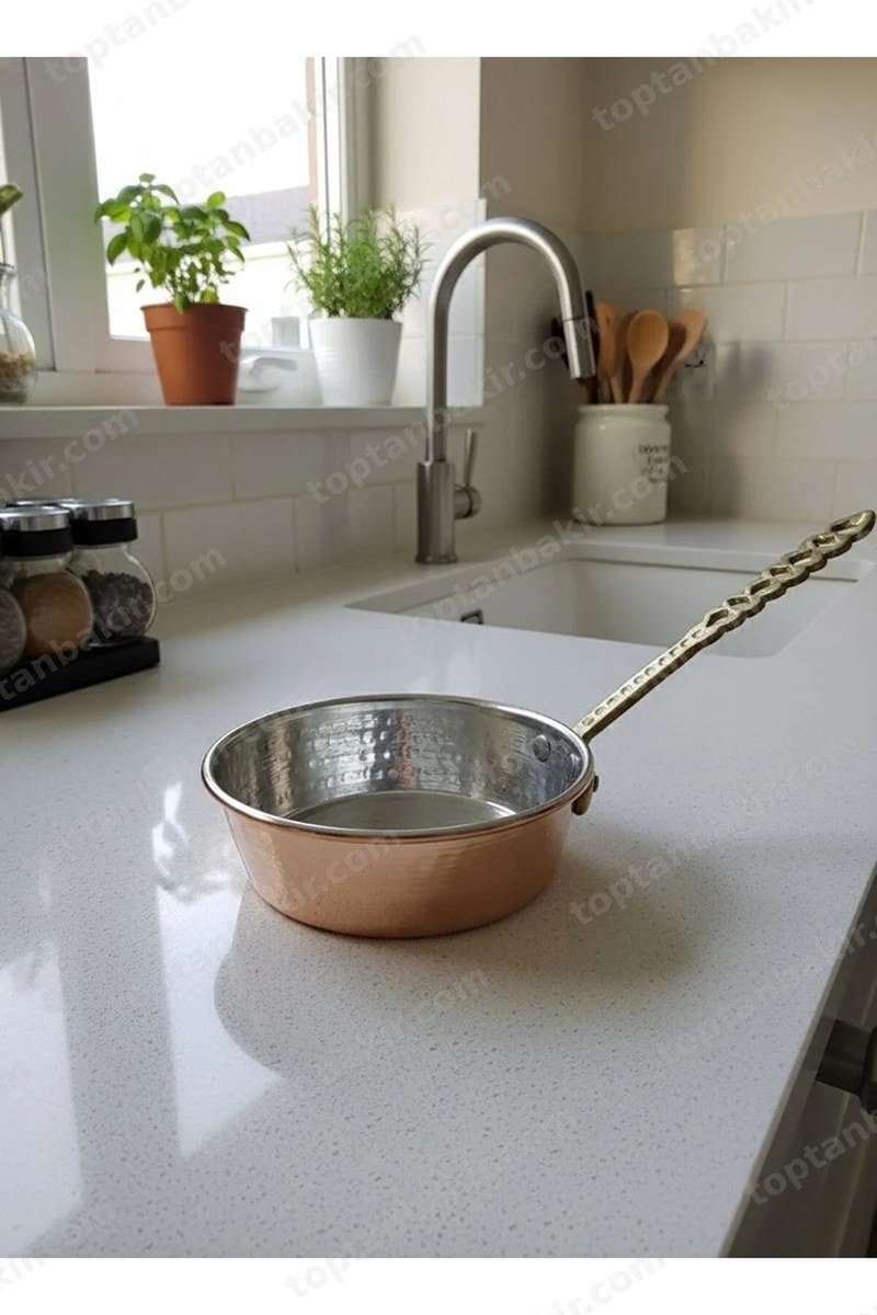 Plain Copper Sauce Dish – 10.5 Cm