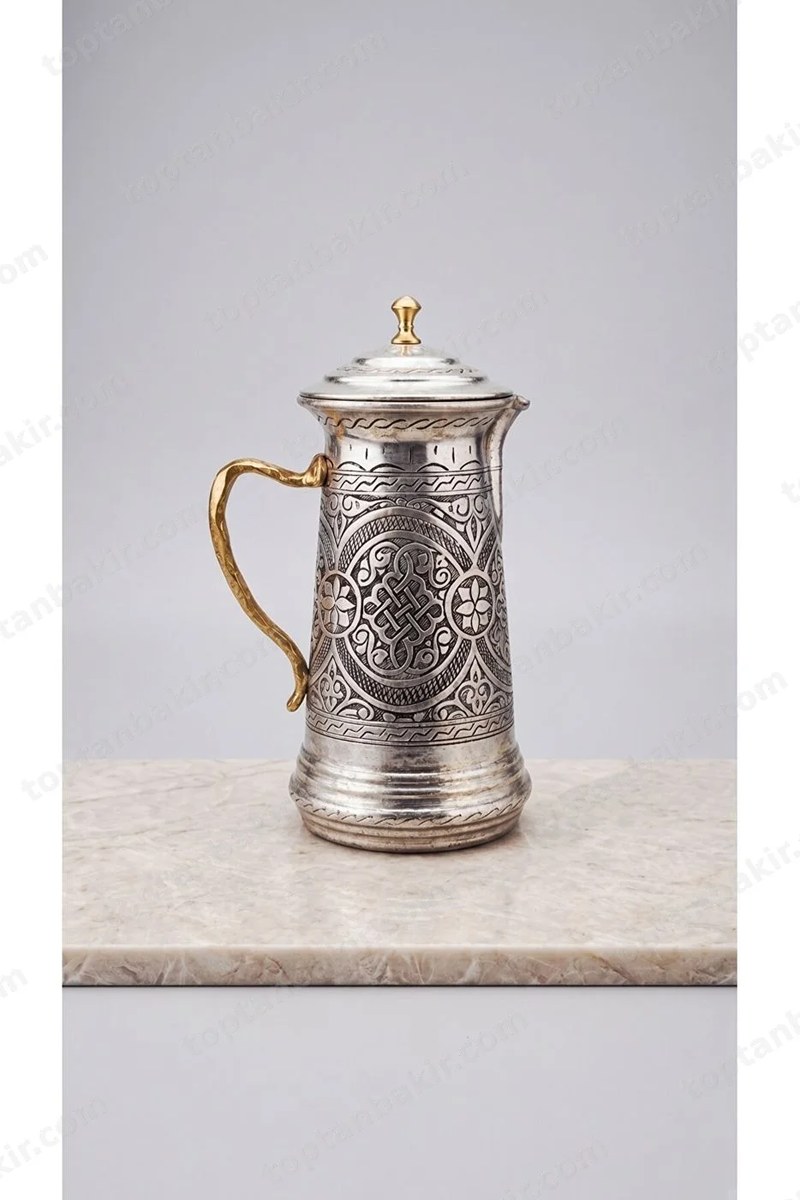 Conical Copper Pitcher with Lid – Dense Hand-Engraved Retro Motif, 2 lt